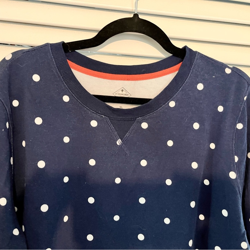 St John’s Bay navy polka dot sweatshirt.